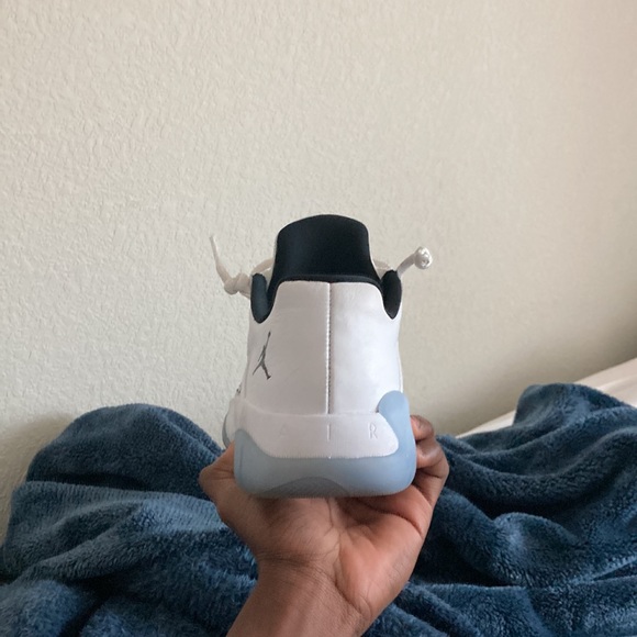 Jordan 11 CMFT - Picture 3 of 4